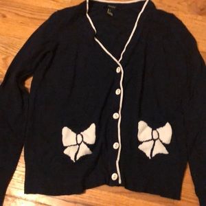 Forever 21 v neck button up sweater